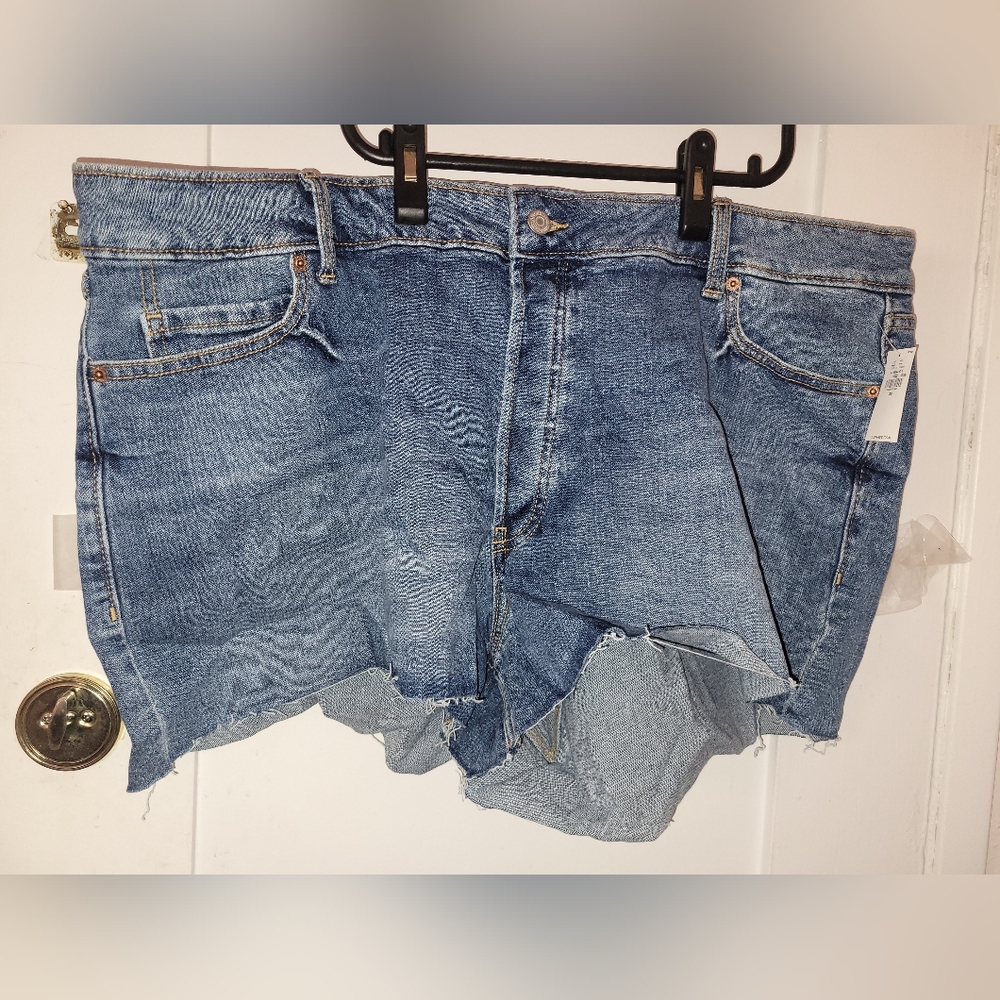 Higher High-Rise Sky-Hi A-Line Secret-Smooth Pockets Jean Cut Off  Shorts sz 22